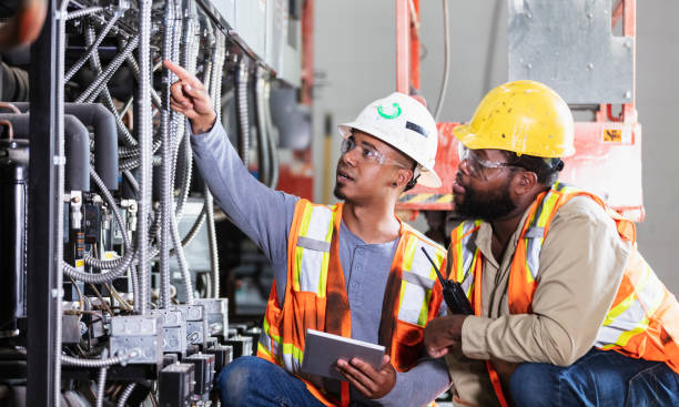 Best Electrical Repair Services  in Sweetwater, FL